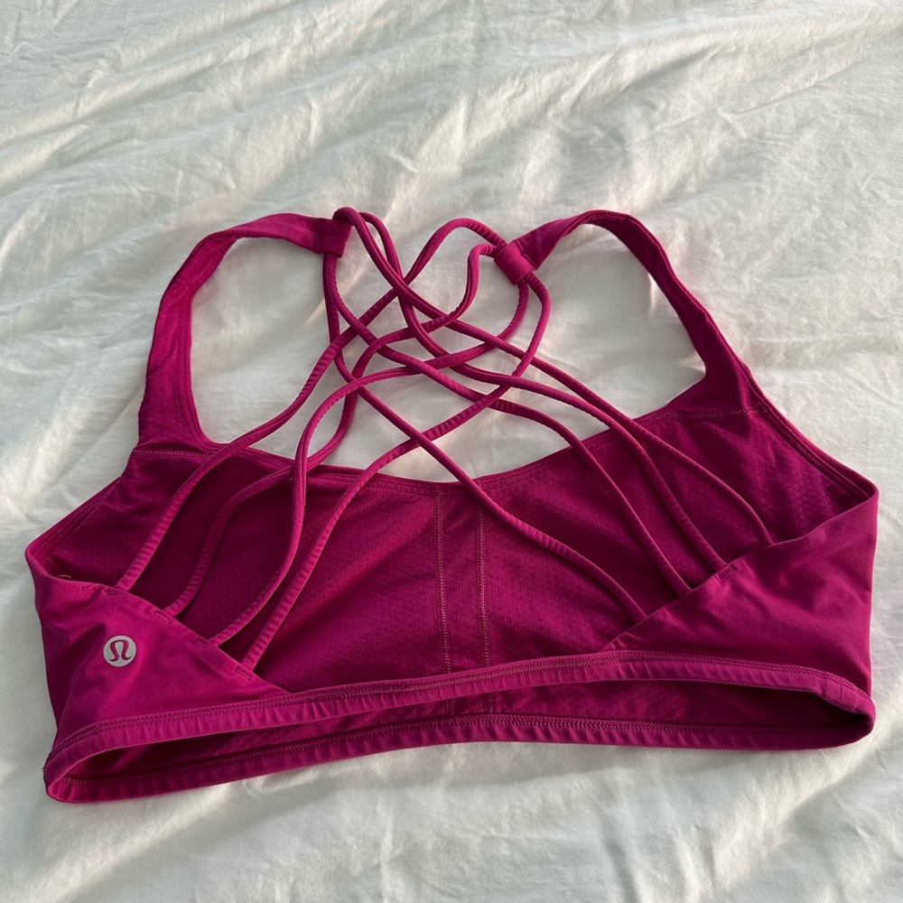 Lululemon size 12 strappy bra in fuschia